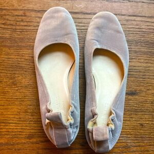 Everlane pump heel in gray